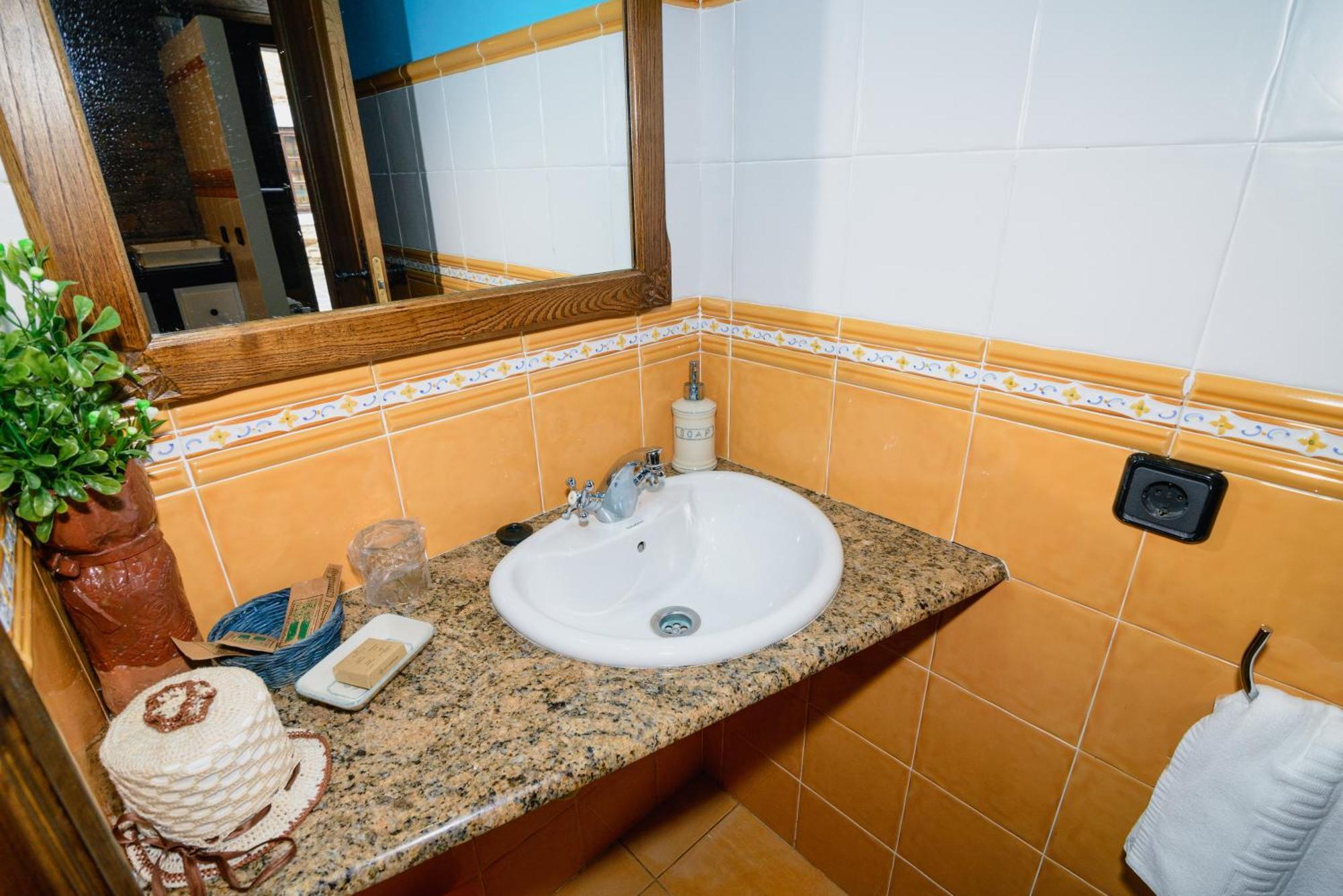דירות סנטה אאולליה דה אוסקוס A Casoa II מראה חיצוני תמונה